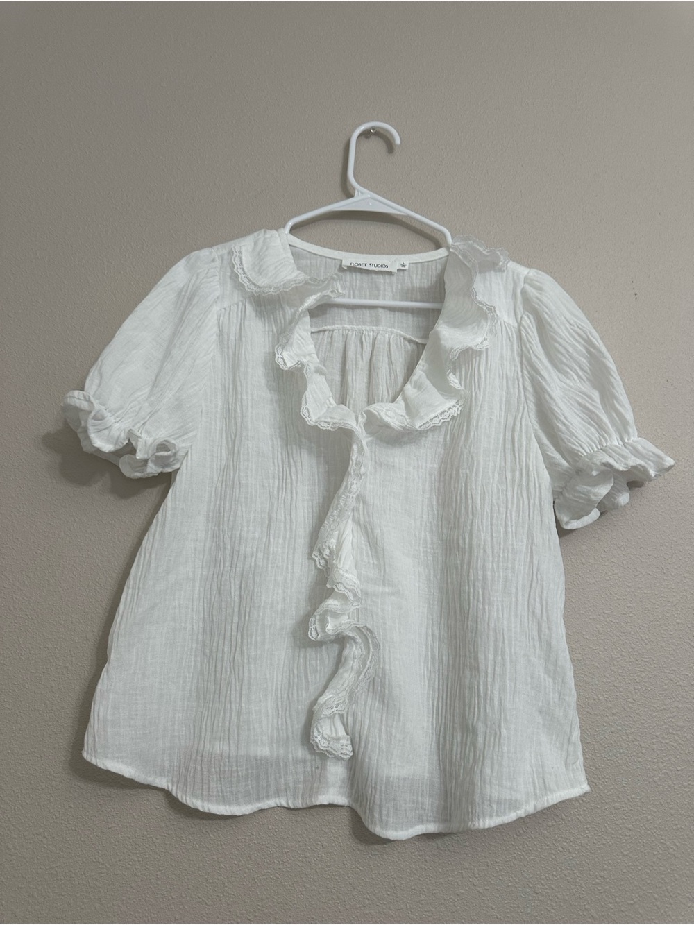 Lightweight White Ruffle Button-Front Kids Top - Picture 2 of 5